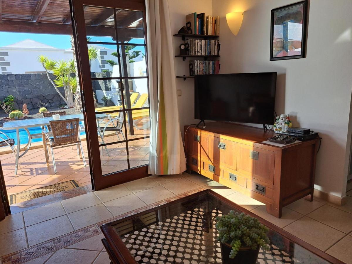 Villa De La Paz Playa Blanca  Exterior photo