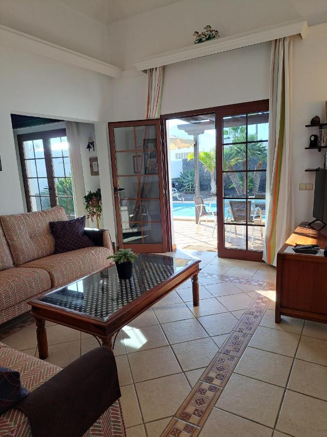 Villa De La Paz Playa Blanca  Exterior photo